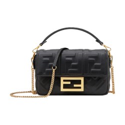 FENDI Baguette Sheepskin Baguette Bag Black