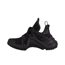 LOUIS VUITTON Low-Top  Black